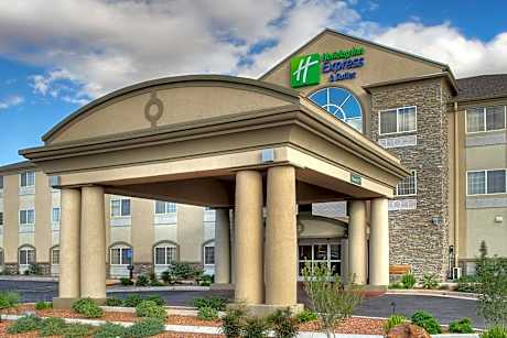 Holiday Inn Express Hotel & Suites Carlsbad By IHG