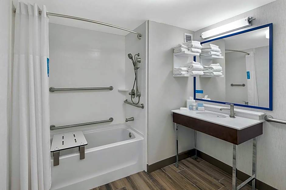 Hampton Inn By Hilton Lagrange