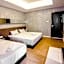 Monaco Boutique Hotel Sadong Jaya