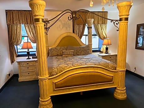 King Room with Whirlpool