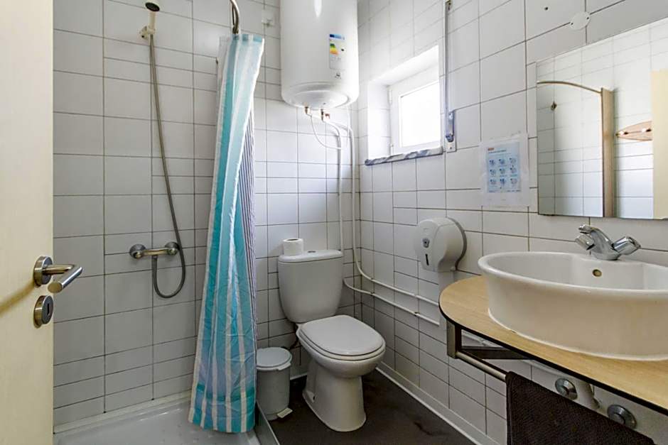 Peniche Surfcamp Hostel