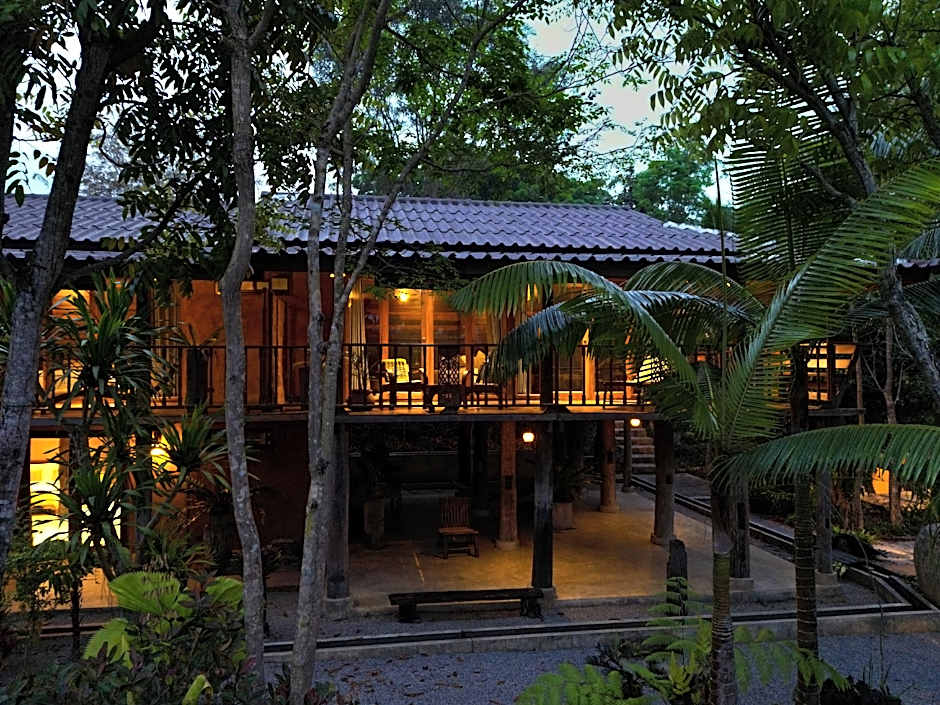 Bambuh Boutique Homestay - Adult Only