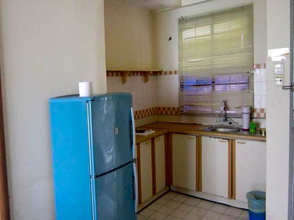 Paradise Lagoon Apartment