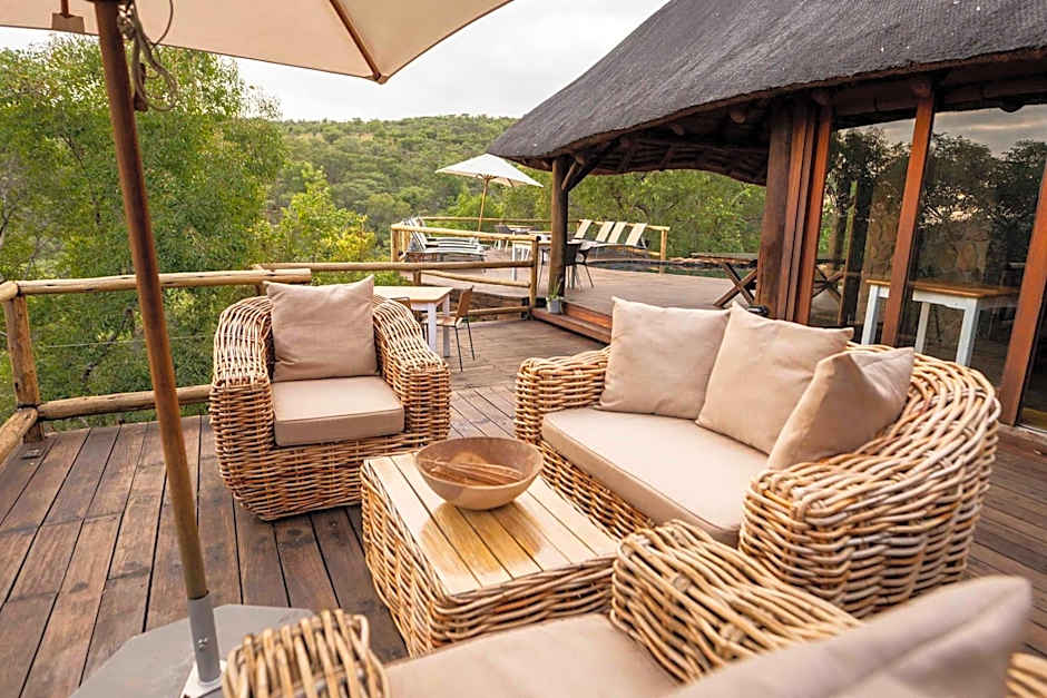 Tshwene Lodge