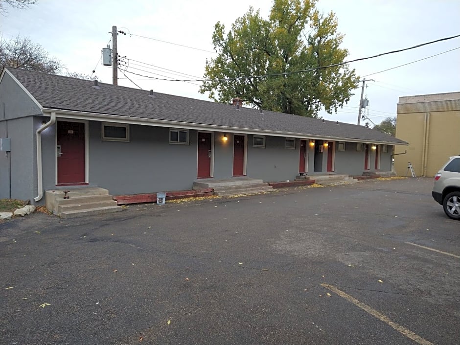 Highway Motel