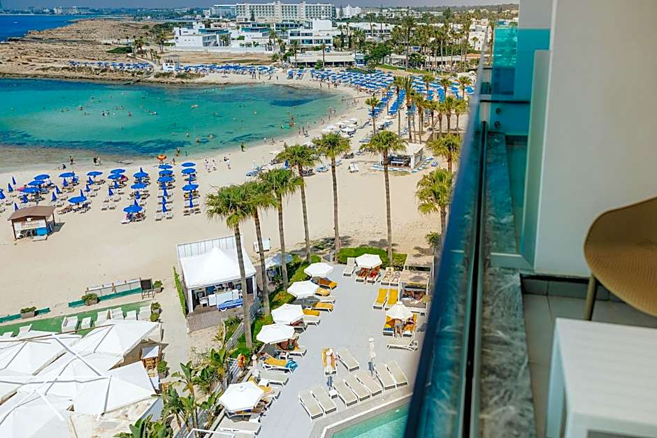 Tasia Maris Sands (Adults Only)