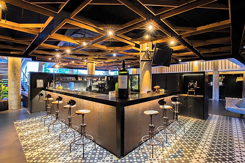 THE 1O1 Bali Fontana Seminyak
