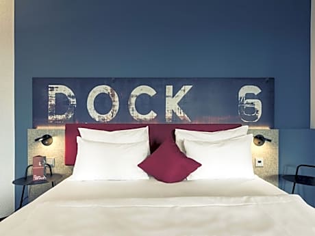 Superior Queen Bed