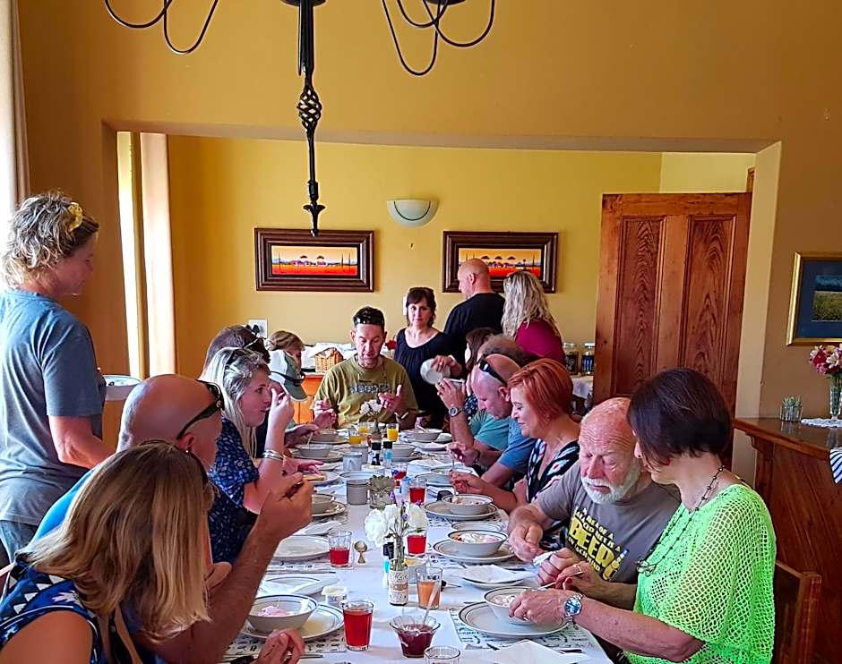 Over The Mountain Guest Farm