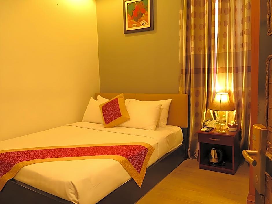 Sunflowers Hotel Airport 