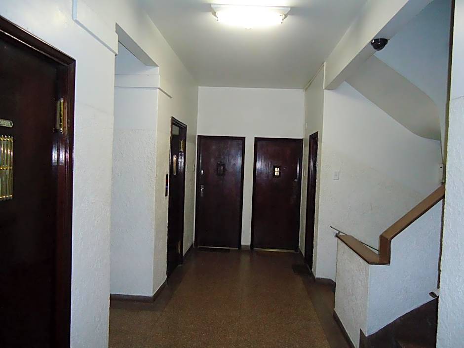 Copacabana 3 quartos ar cond a 2 qds da praia