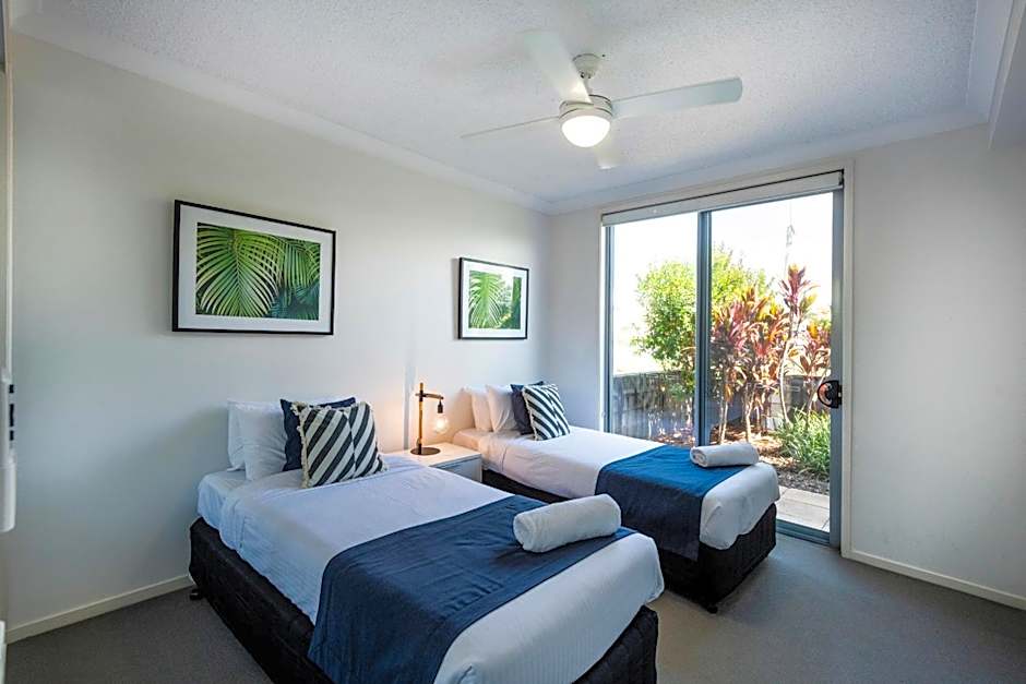 Pacific Marina Apartments