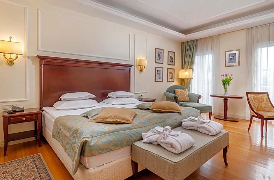 Hotel President Solin