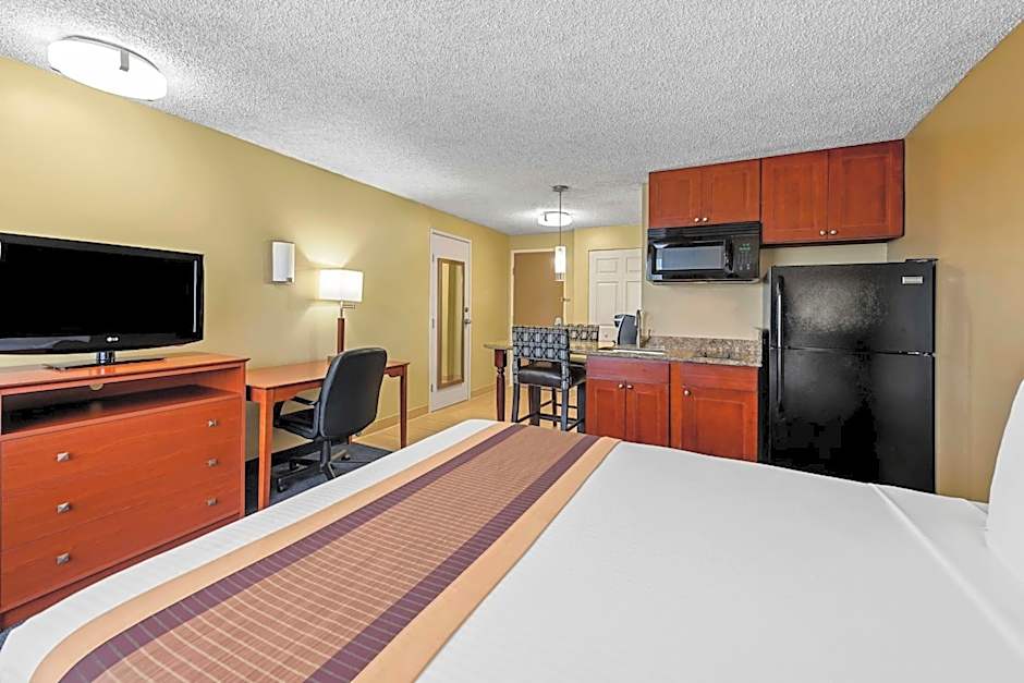 Best Western Cascadia Inn