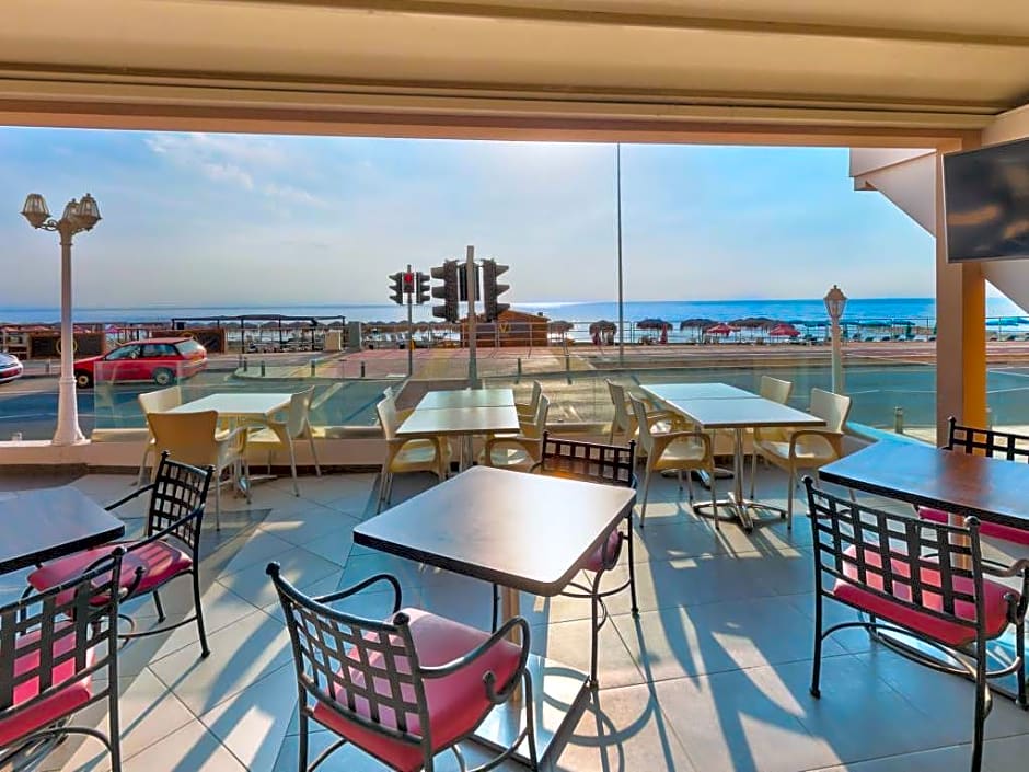 Flamingo Beach Hotel