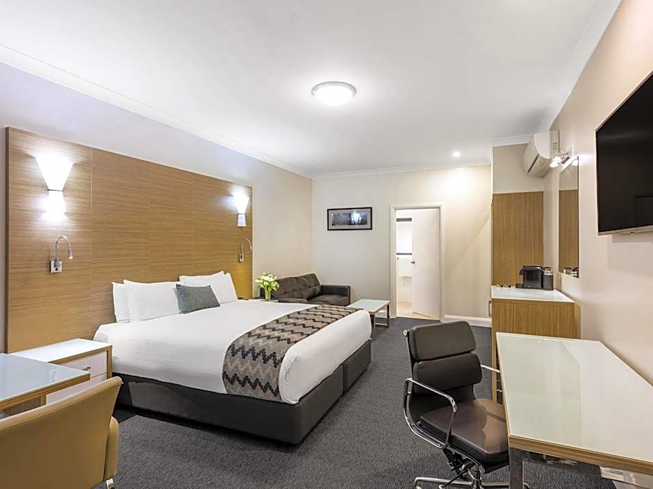 Mercure Goulburn