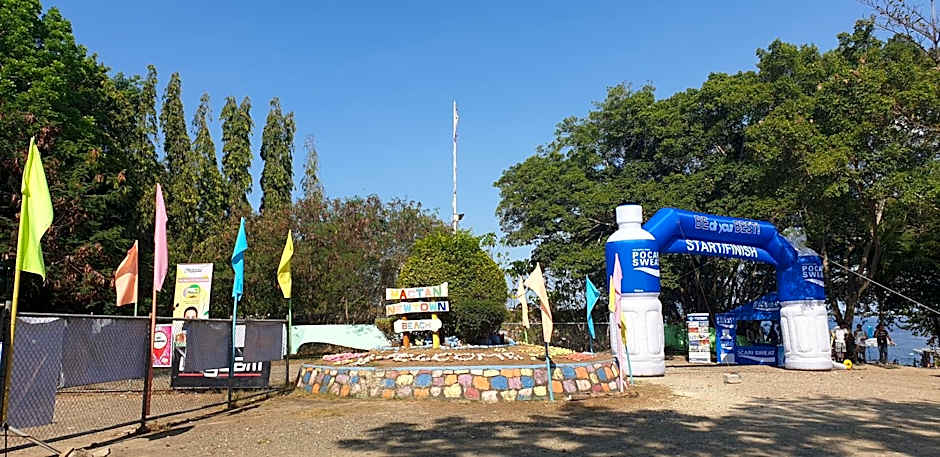 Mactan Newtown Condo with Garden and Ocean View 8NEWTOWN BLVD