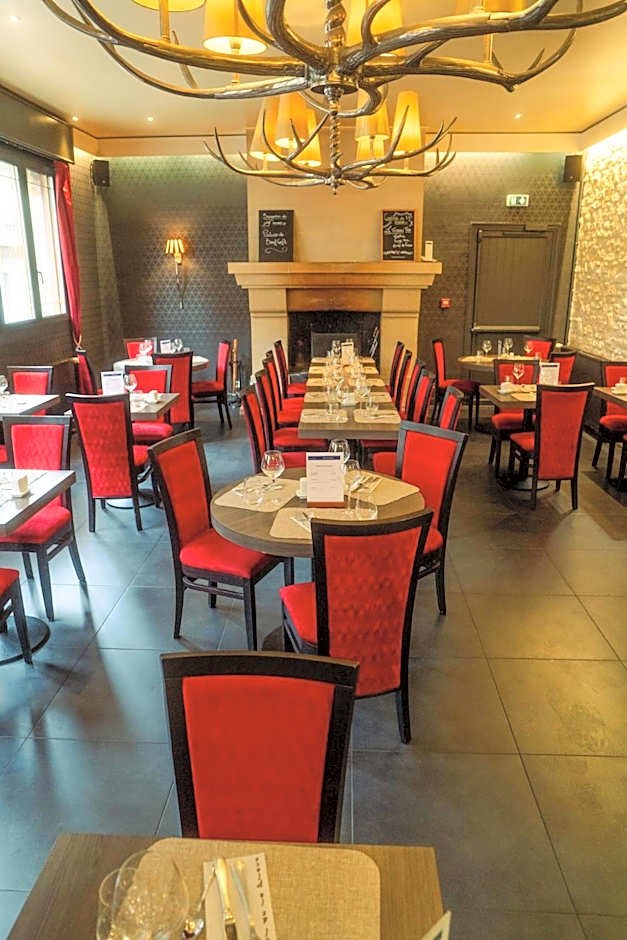 LOGIS -Hotel & Restaurant de la Place