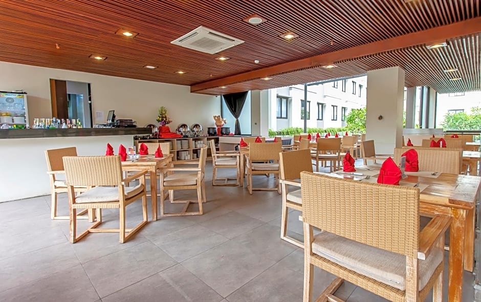 Hotel Dafam Savvoya Seminyak