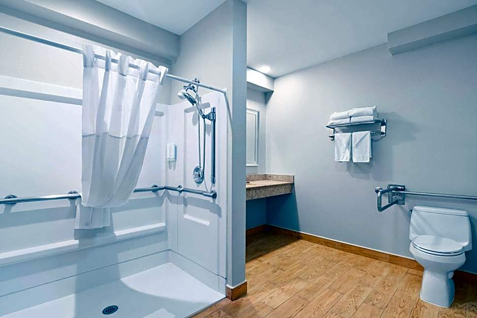 Econo Lodge Bethel - Danbury