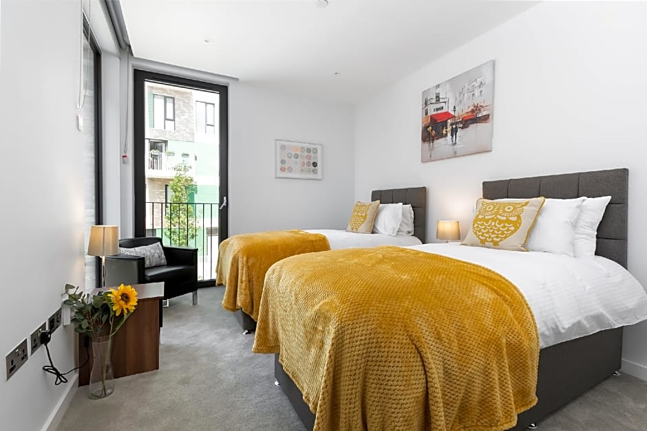 LT Greenwich 3 Bed Townhouse