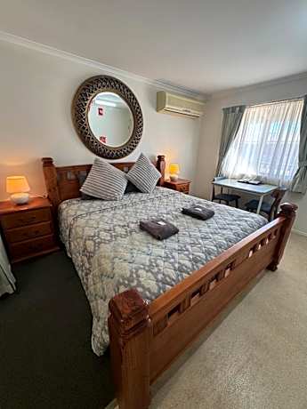 Double or Twin Room with Spa Bath