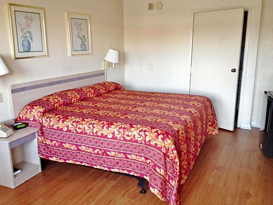 Americas Best Value Inn Tucker