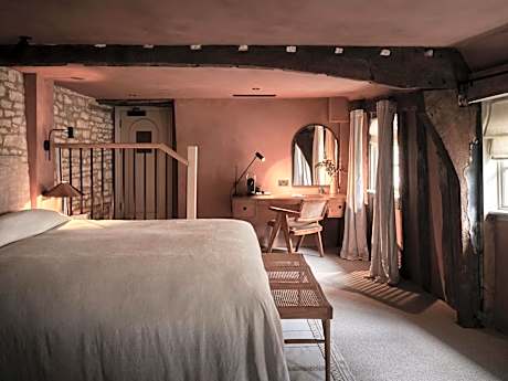 The Honeymooner | Suite