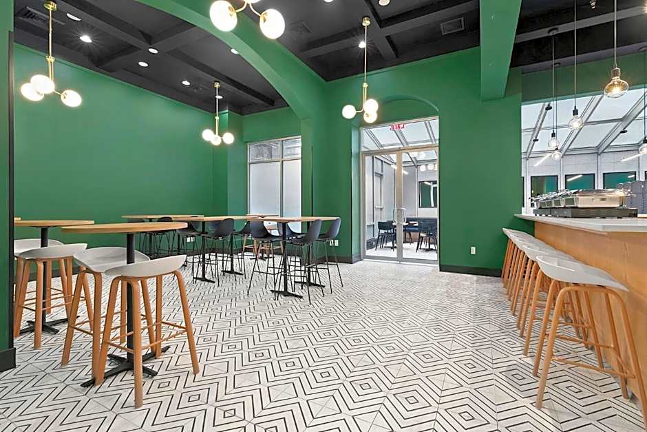 Holiday Inn Manhattan 6th Ave - Chelsea By IHG