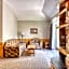 The River Condos Hot Tub Fireplace Family & Pet Friendly River Front 2 to 6 bedroom condos dock