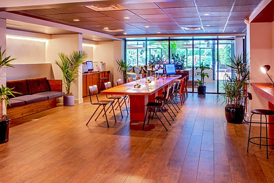 DoubleTree By Hilton Atlanta Windy Hill Ballpark