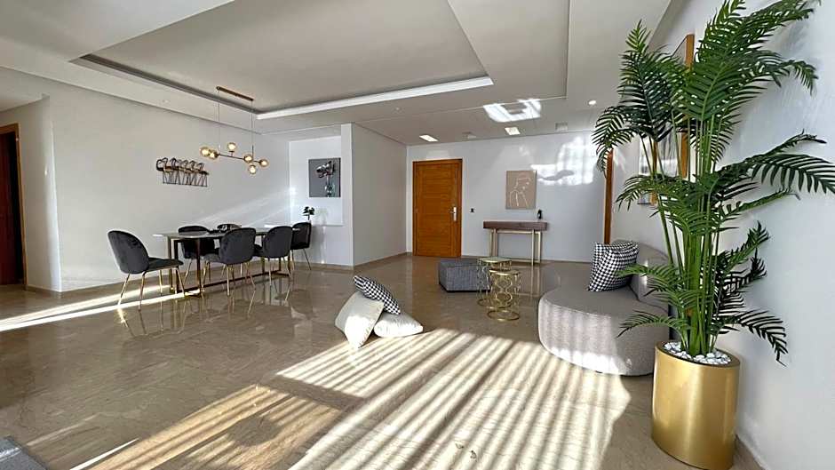 Family 3 Bedrooms- By AppartAli