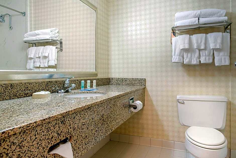 Quality Hotel Conference Center Cincinnati Blue Ash