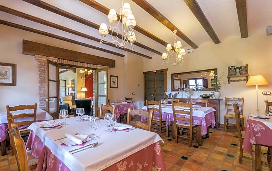 Hotel de Montaña Cueva Ahumada