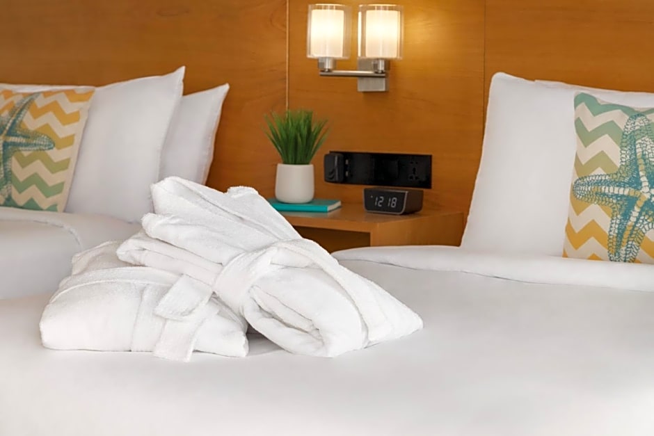 Radisson Beachfront Hotel - Panama City Beach