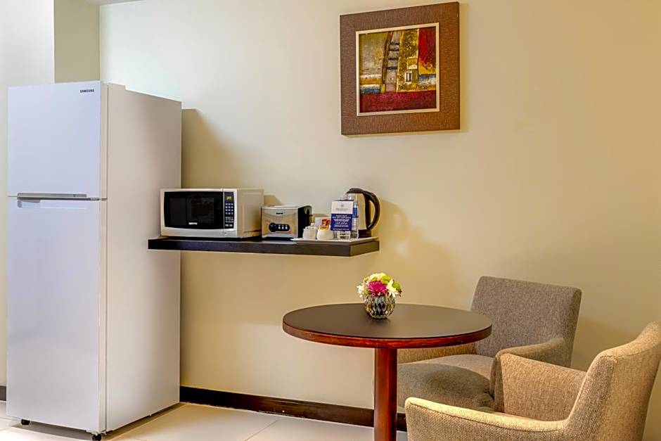 Dream City Hotel Apartments LLC