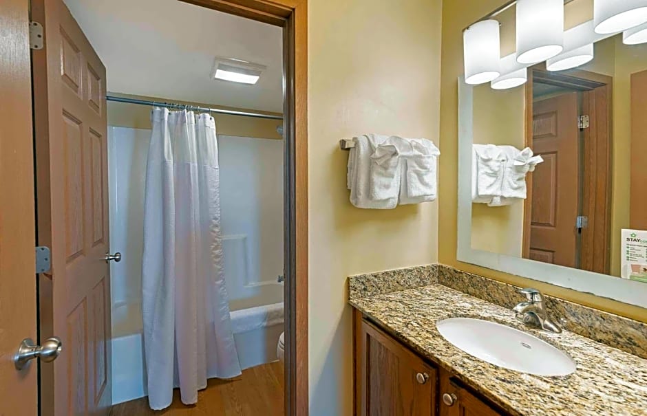 Extended Stay America Suites - Norfolk - Virginia Beach