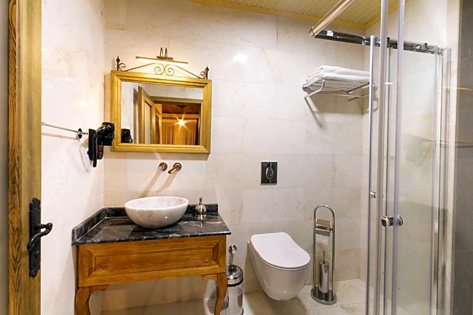 Sapphire Stone House