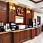 Crown Pointe Lodge; BW Signature Collection