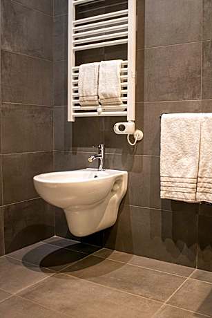 SUITE WITH BALCONIES SUPERIOR