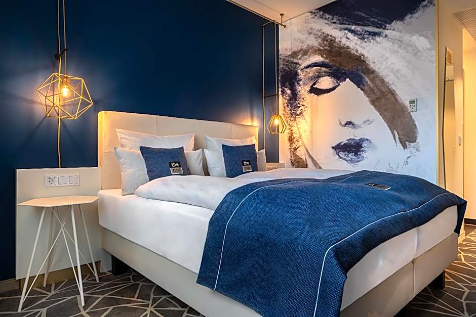 Holiday Inn - the niu, Ridge Halle Central Station By IHG