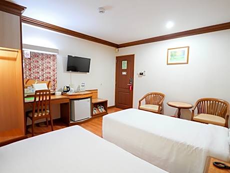 Standard Twin Non-Smoking