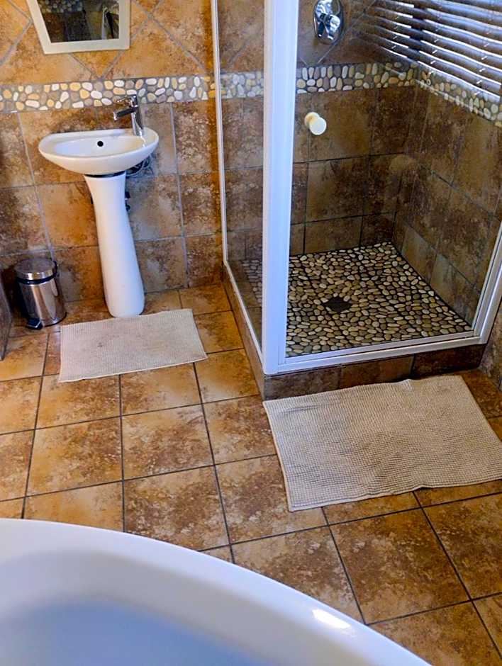 Woodpecker Guesthouse Middelburg Mpumalanga