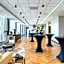 Renaissance by Marriott Amsterdam Schiphol Airport Hotel