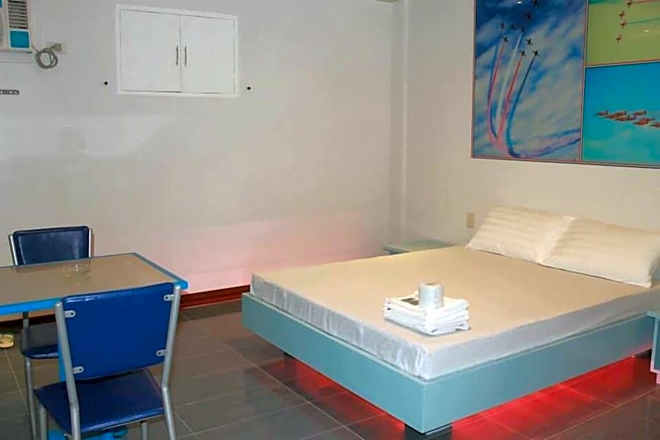 Dianne Gardens Hotel