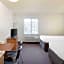WoodSpring Suites Tyler Rose Garden