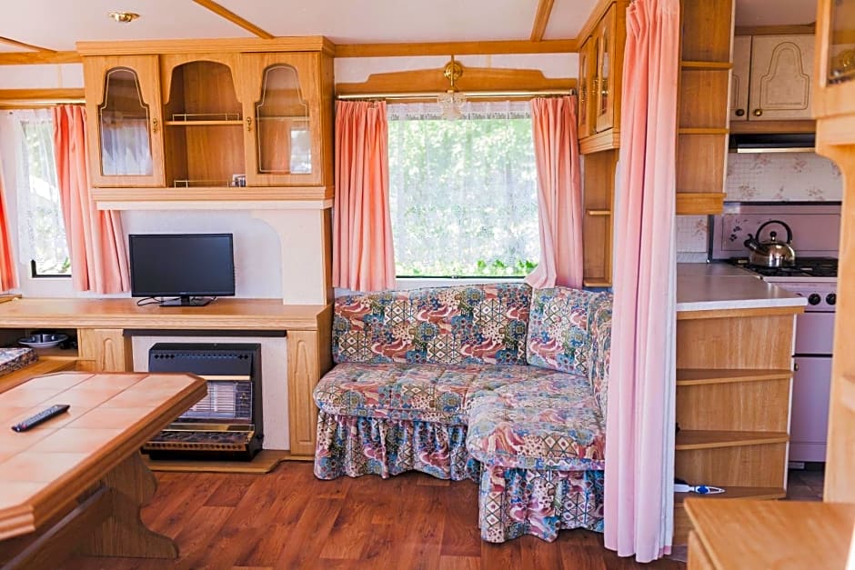 Domki nad jeziorem Mieruniszki