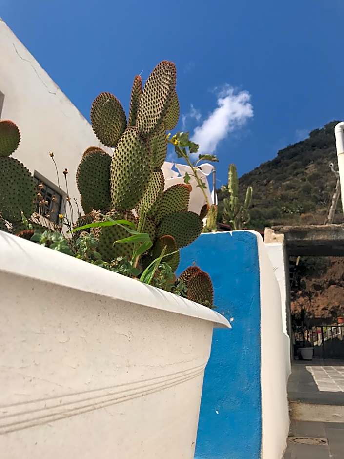 Da Nino sul mare Filicudi