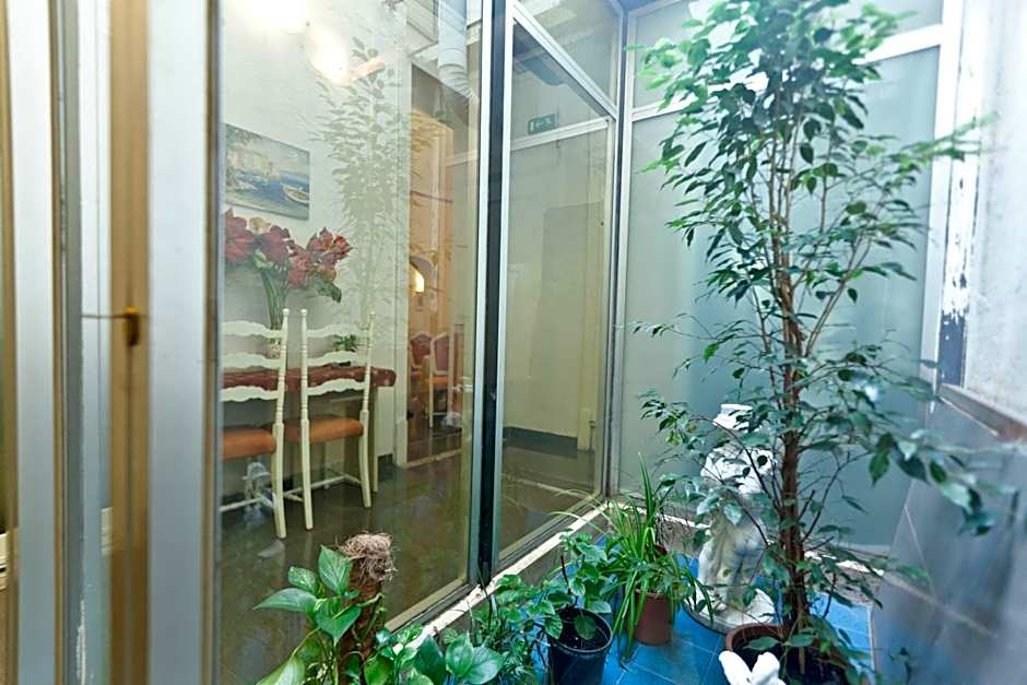 B&B MediNaples