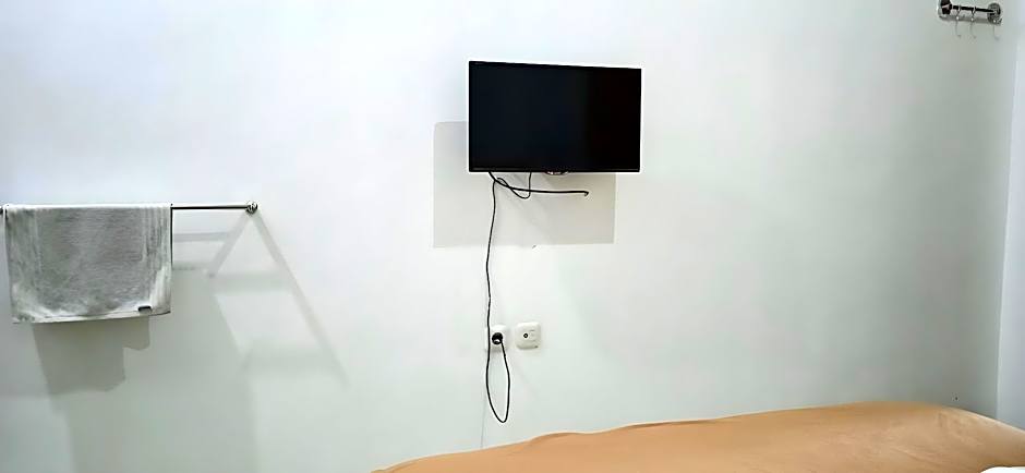 Guest House Pinarak 2 Syariah near GOR Satria Purwokerto Mitra RedDoorz